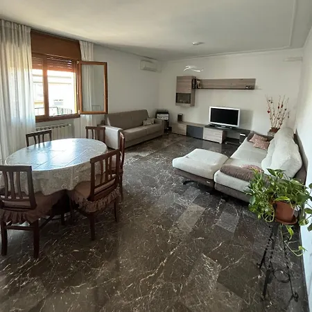 Chez Regina, Feel At Home! Mestre Exterior photo