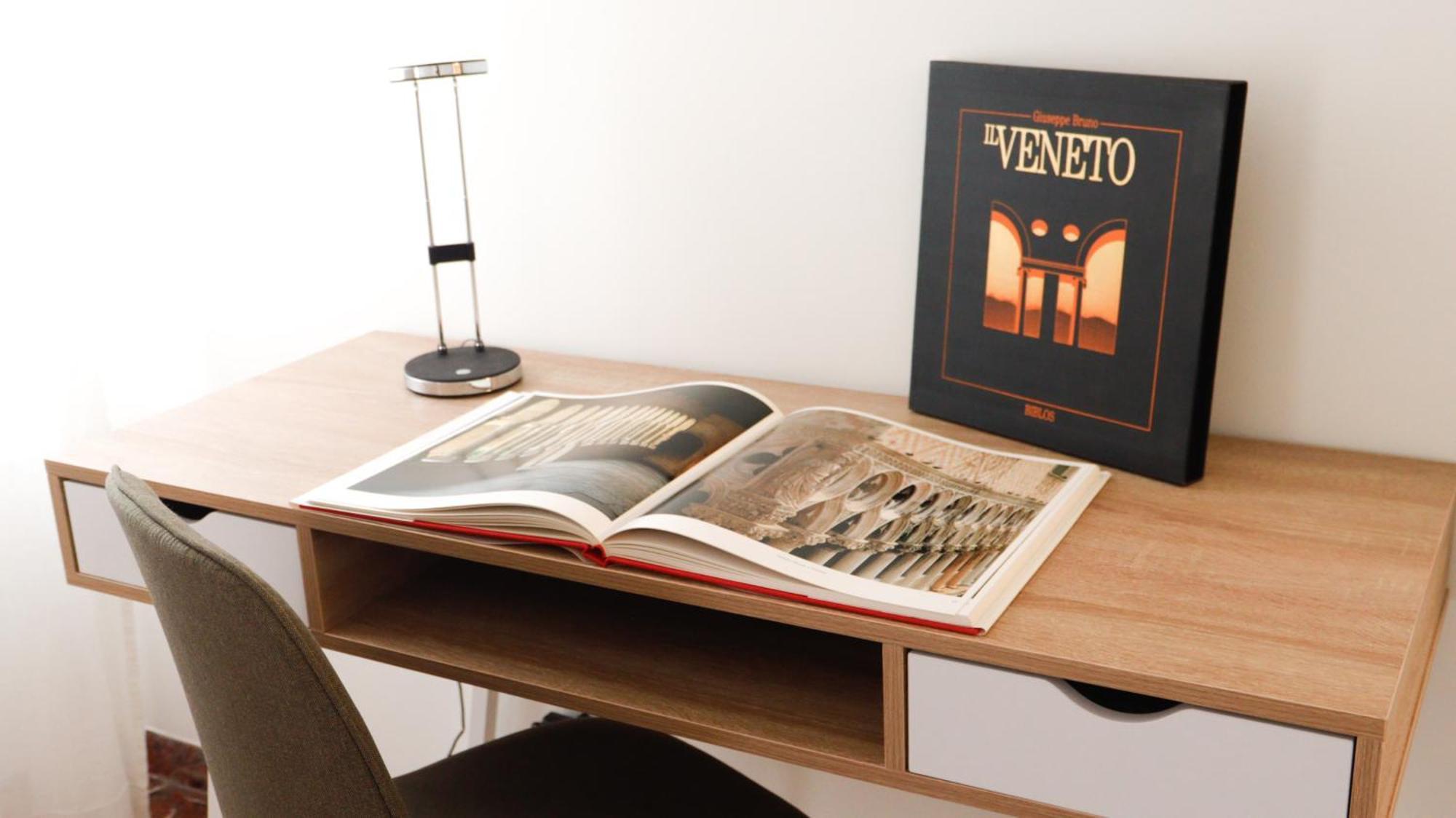 Chez Regina, Feel At Home! Appartamento