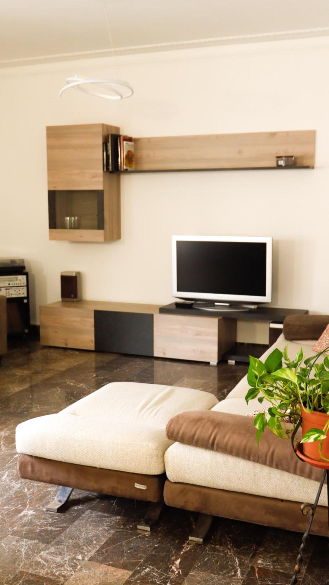 Chez Regina, Feel At Home! Apartment