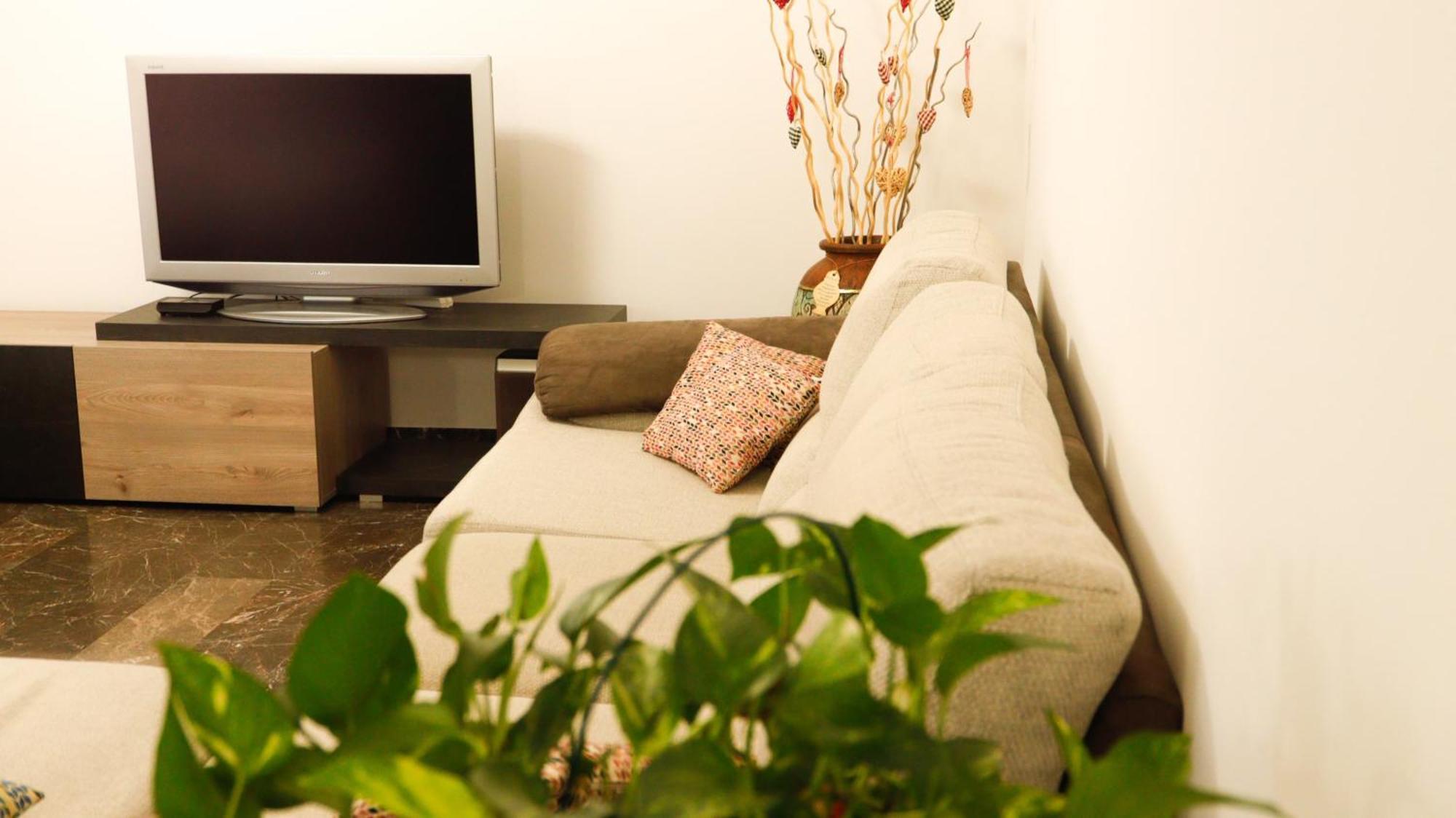 Chez Regina, Feel At Home! * Mestre