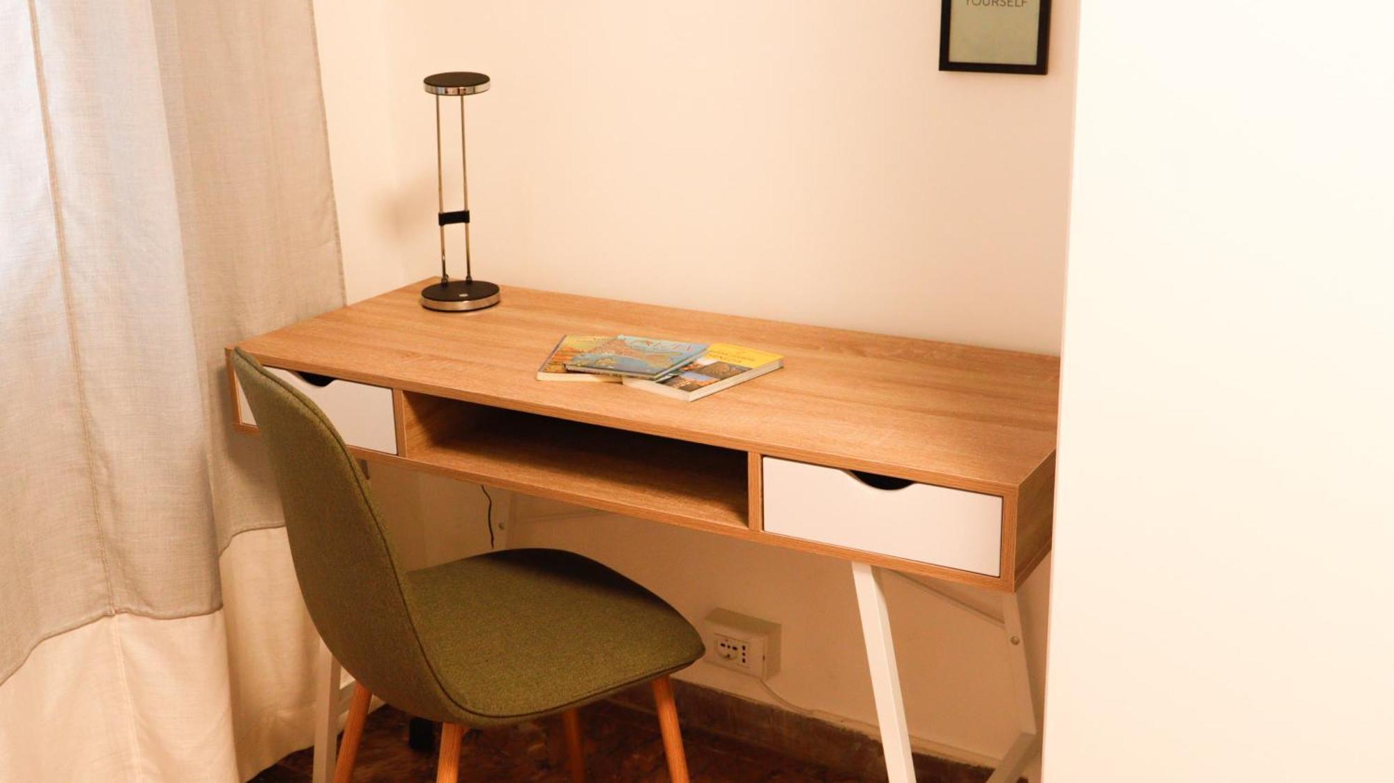 Chez Regina, Feel At Home! * Mestre
