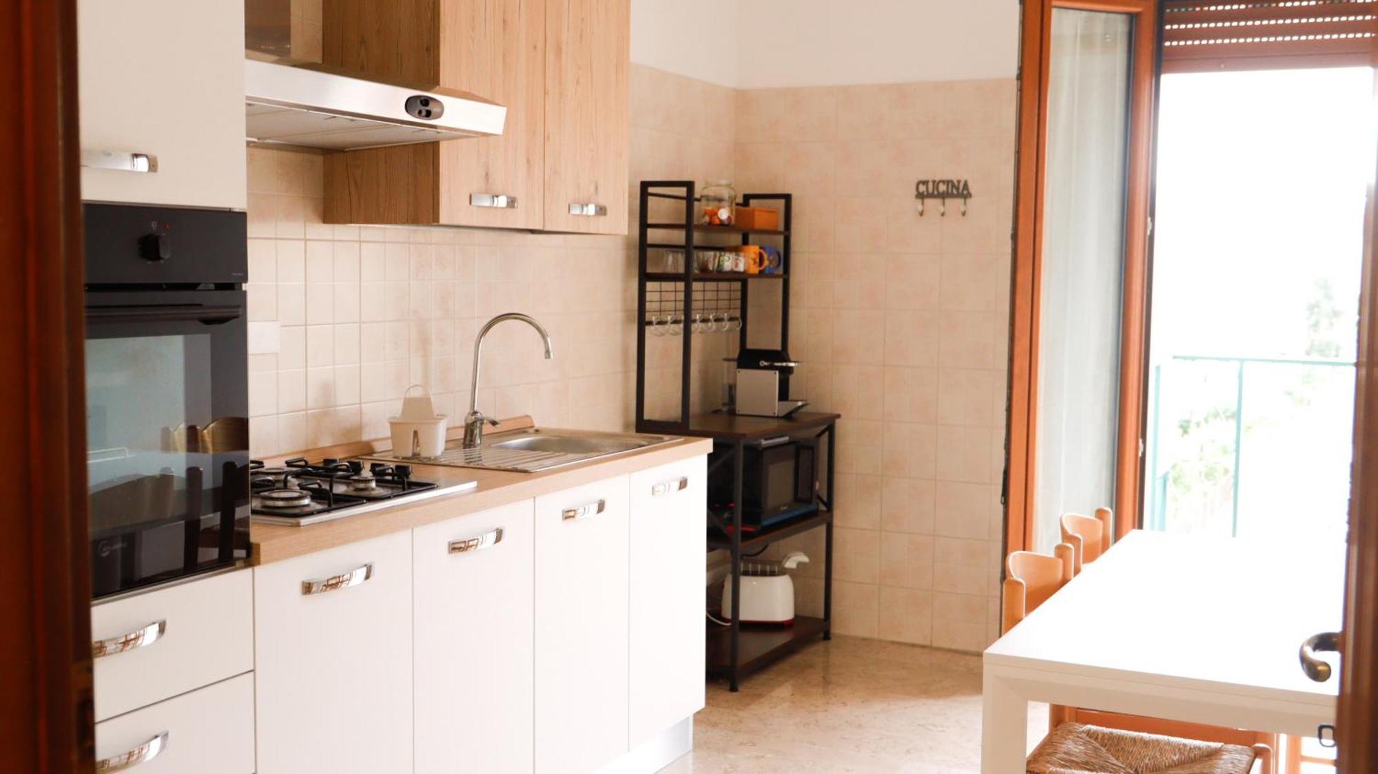 Chez Regina, Feel At Home! Apartment